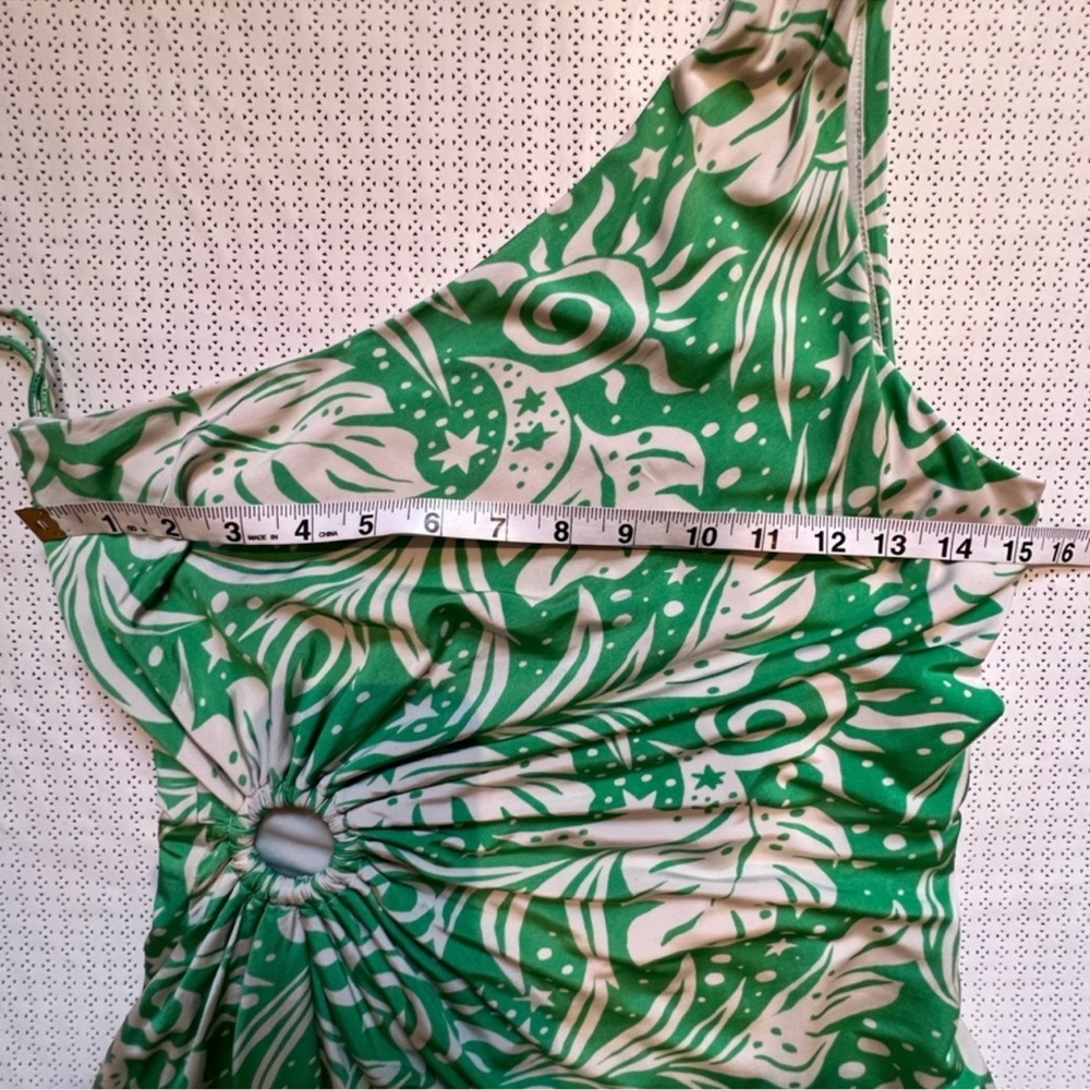 Saylor Kaegan One-Shoulder Dress in Kermit – Size M - Picture 7 of 14